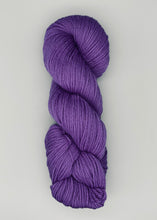 Load image into Gallery viewer, Cascade Yarn