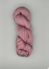 Load image into Gallery viewer, Cascade Yarn
