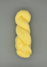 Load image into Gallery viewer, Cascade Yarn