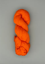 Load image into Gallery viewer, Cascade Yarn