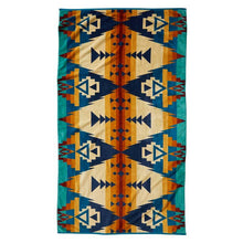 Load image into Gallery viewer, Pendleton Oversized Jacquard Spa Towel
