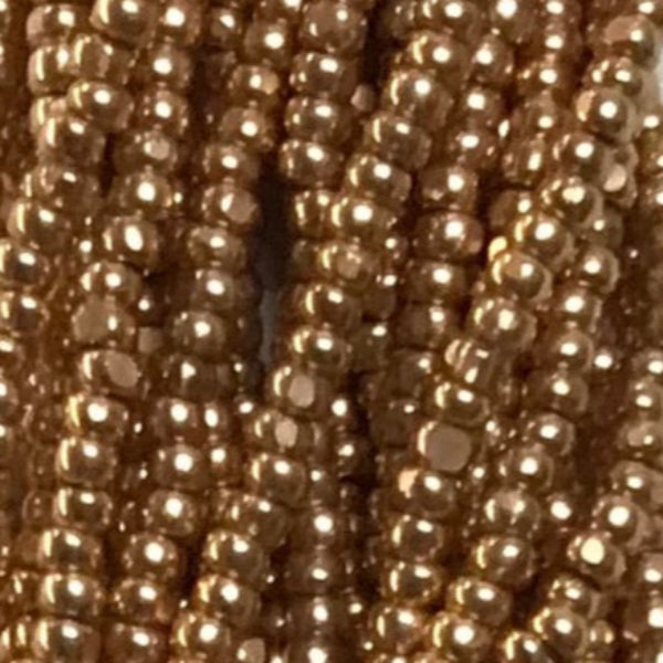 11/0 Cut 852 Dark Gold Metallic