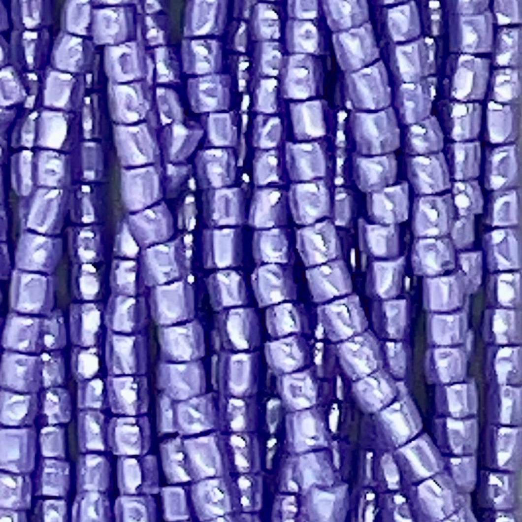 9/0 3 Cut 364 Periwinkle Blue Opaque Luster
