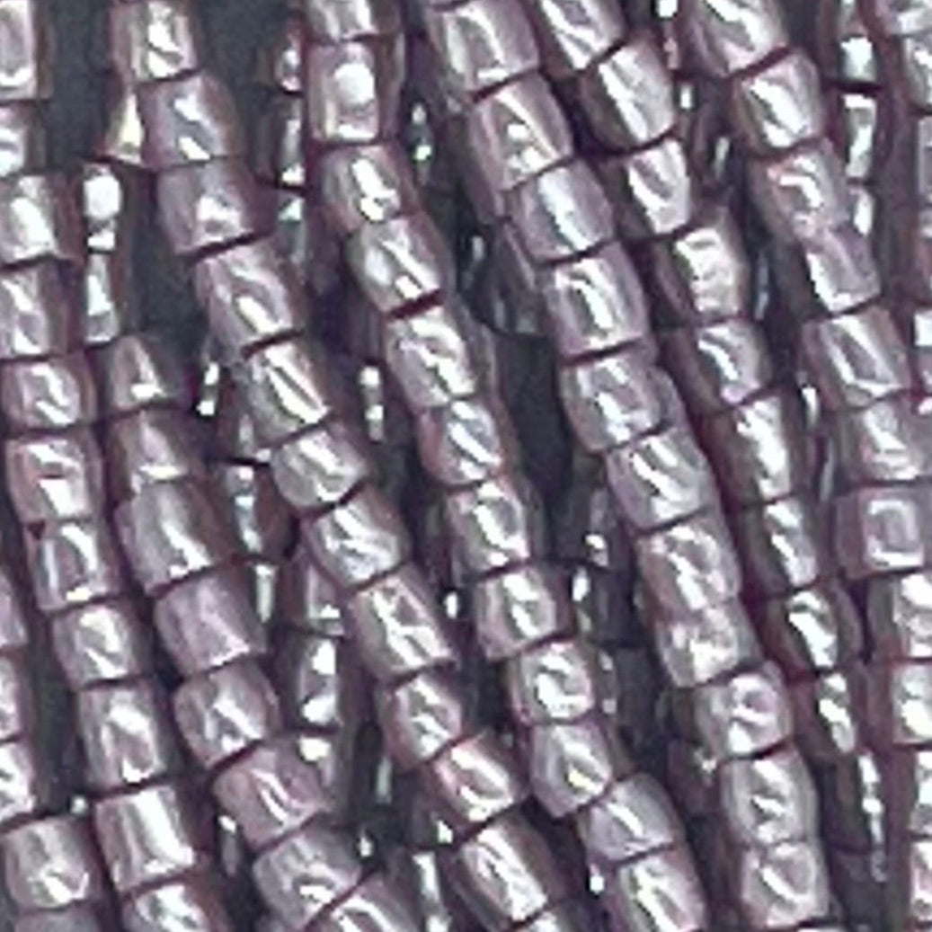9/0 3 Cut 394 Light Amethyst Opaque Luster